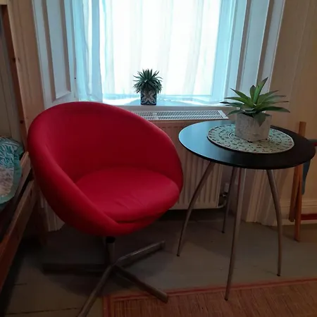 Apartment Johnston House: Historic Village Retreat *